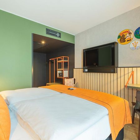 Holiday Inn - The Niu, Amity Potsdam By Ihg Экстерьер фото
