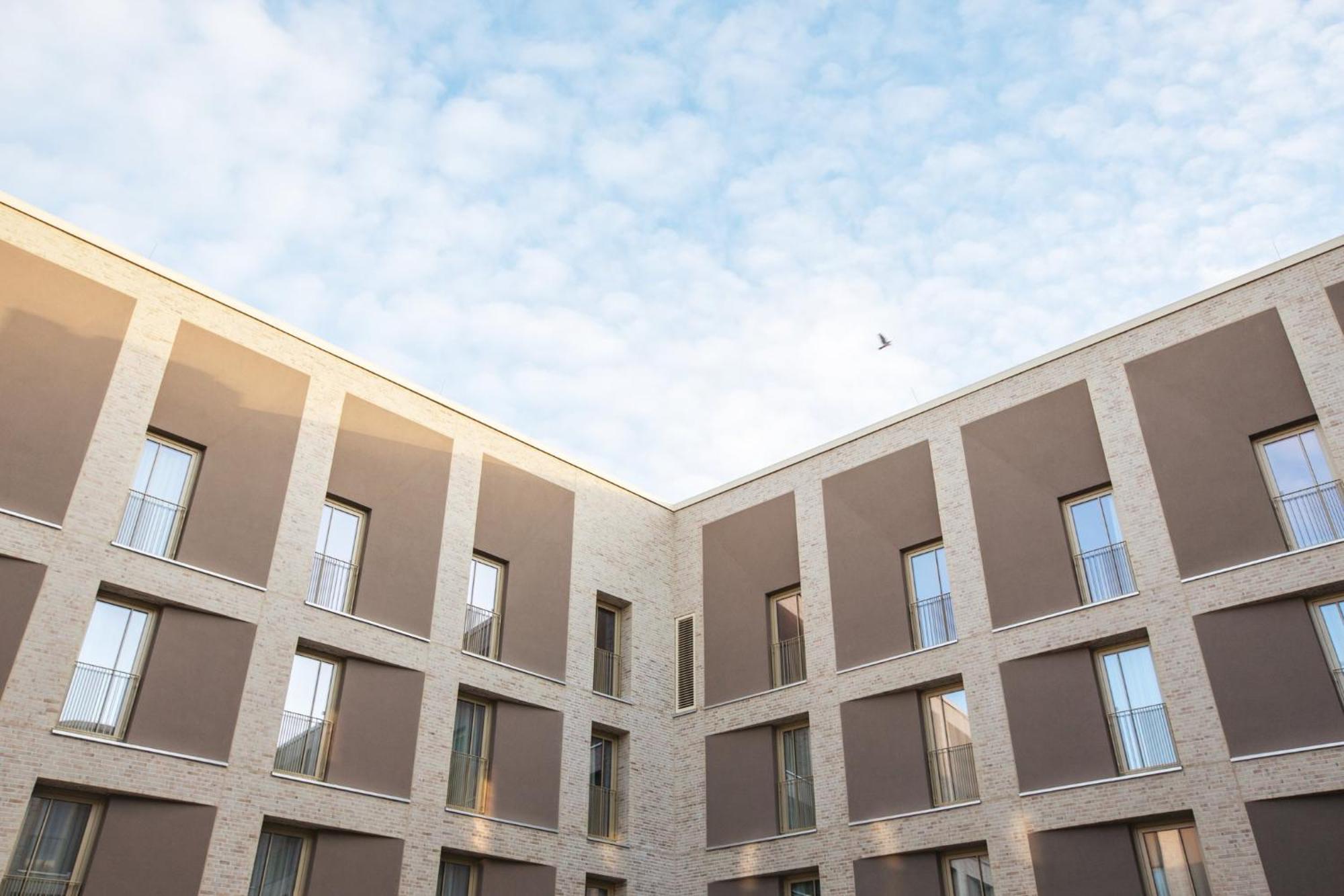 Holiday Inn - The Niu, Amity Potsdam By Ihg Экстерьер фото